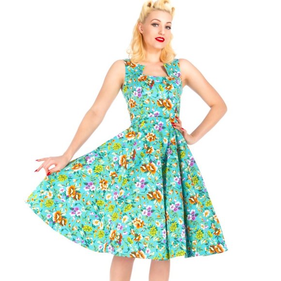 HEARTS & ROSES Dresses & Skirts - HEARTS & ROSES PLUS SIZE  PINUP RETRO FLORAL STRETCH DRESS SIZE 14